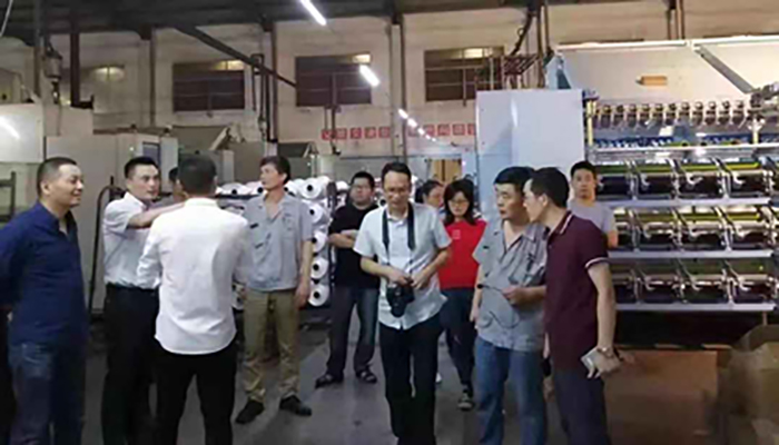 集团一连推进“以客户为中心”，，，，起劲让客户知足” 相关活动--走进诚邦工厂-合乐HL8