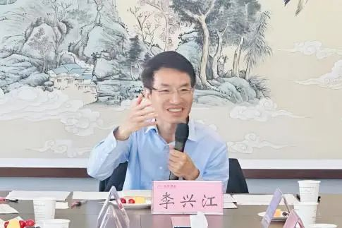 表扬宴请优异 激励争先争优丨集团举行2024年第一季度优异员工表扬宴请会-合乐HL8